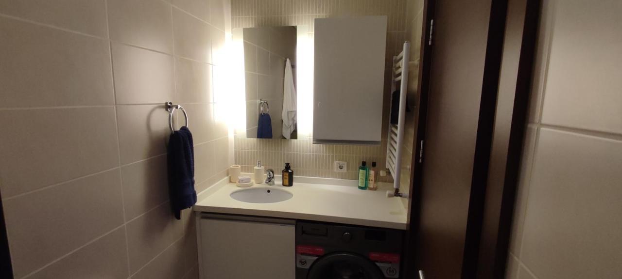 Studyo At High Flat Apartment Istanbul Bagian luar foto