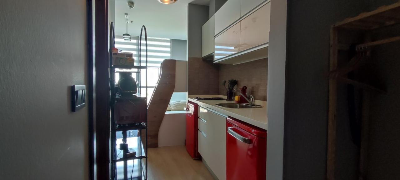 Studyo At High Flat Apartment Istanbul Bagian luar foto