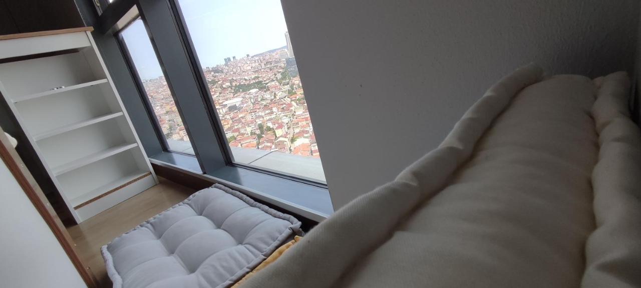 Studyo At High Flat Apartment Istanbul Bagian luar foto