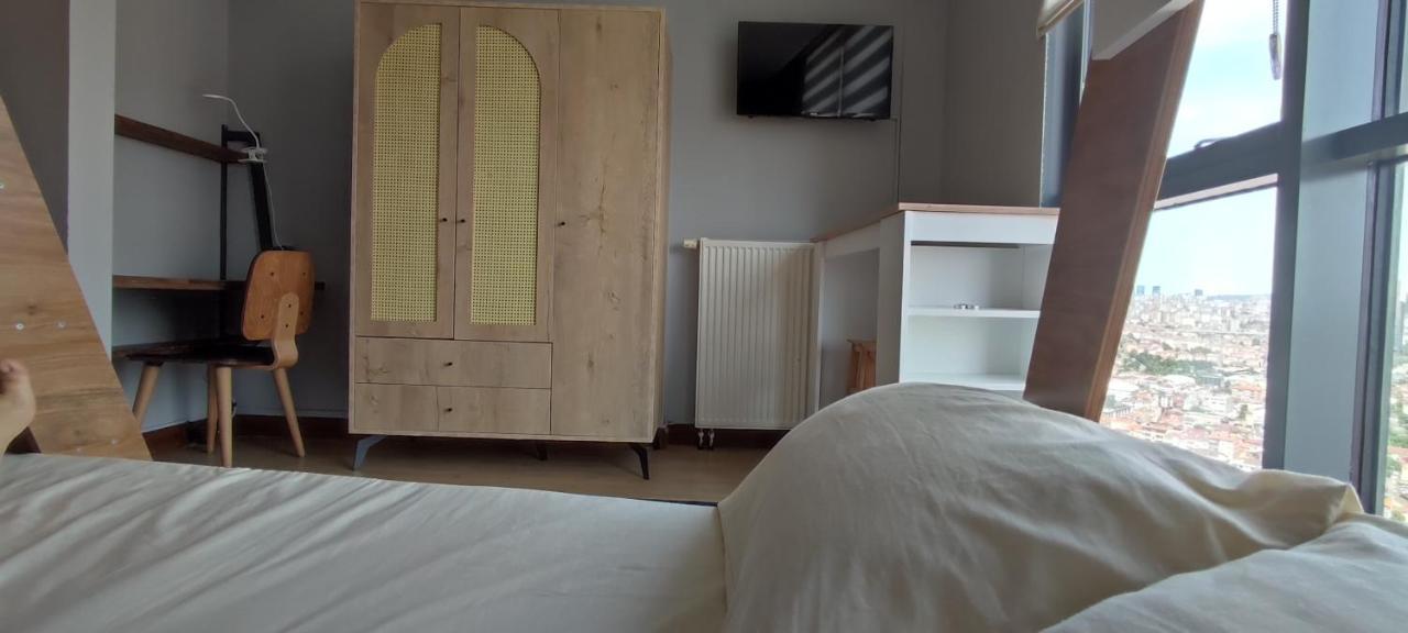Studyo At High Flat Apartment Istanbul Bagian luar foto