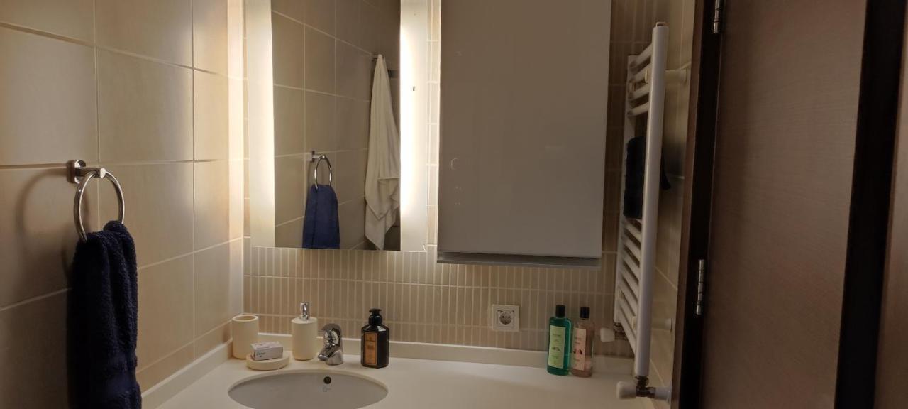 Studyo At High Flat Apartment Istanbul Bagian luar foto